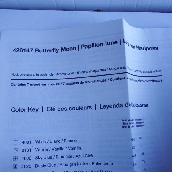 Wonderart Blue Butterfly Hook Rug Set - Picture 4 of 4